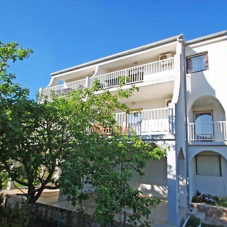 Apartment Fani-2 By Interhome Banjol المظهر الخارجي الصورة