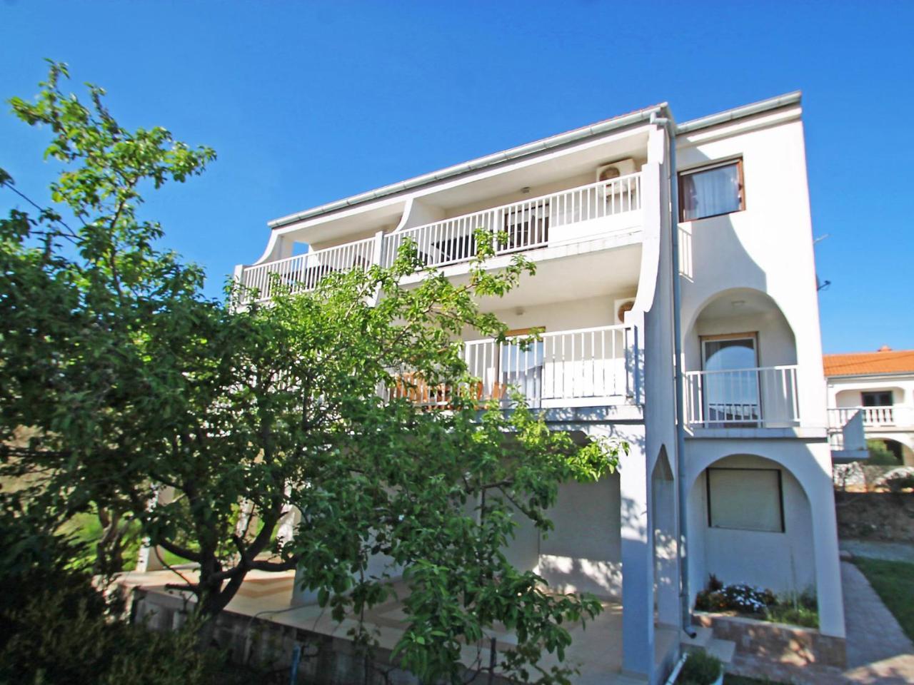 Apartment Fani-2 By Interhome Banjol المظهر الخارجي الصورة
