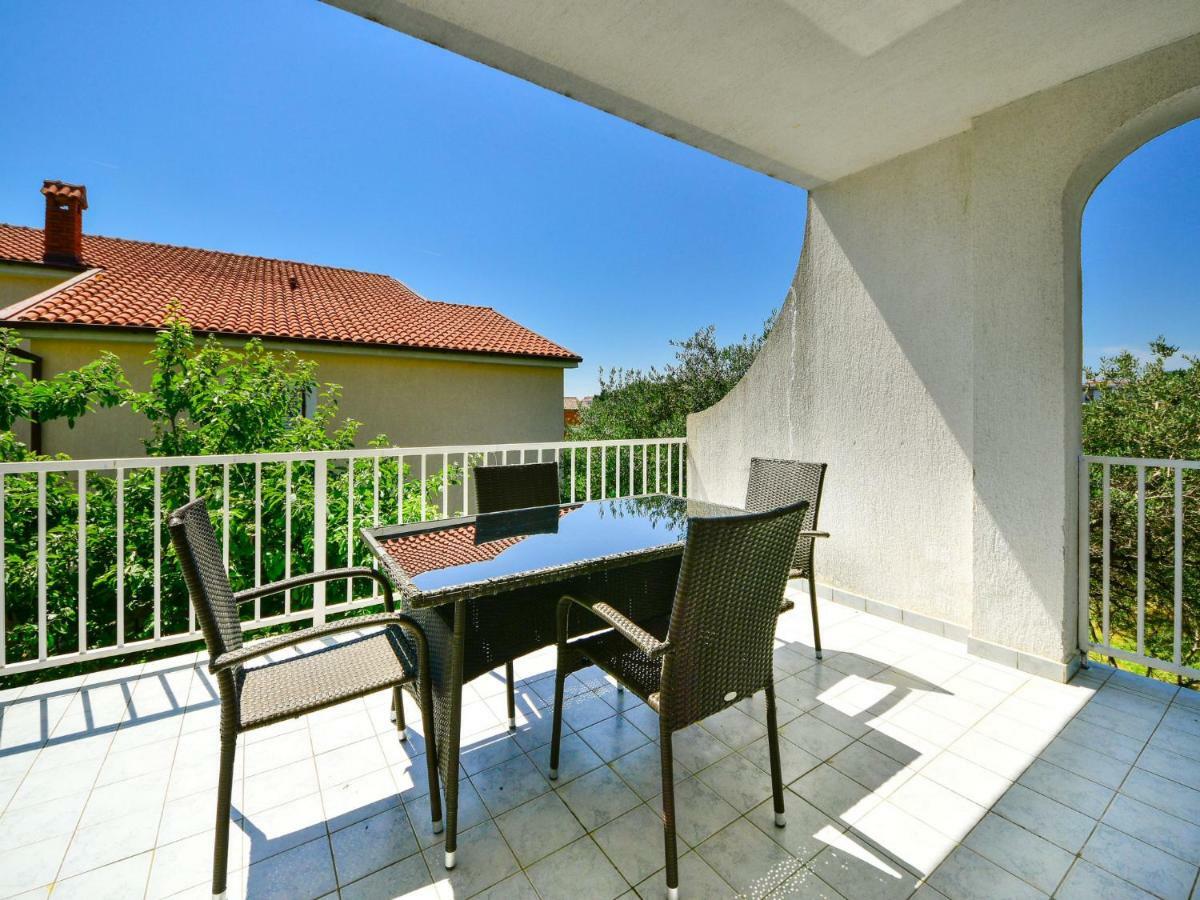 Apartment Fani-2 By Interhome Banjol المظهر الخارجي الصورة